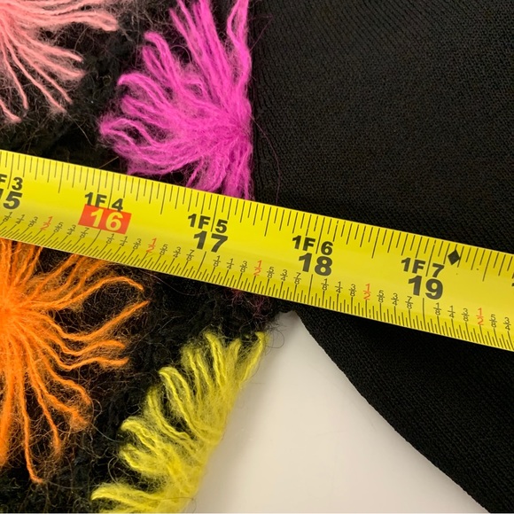 VTG Joseph A Appliqué Design Black Floral Cardigan Top Viscose Mohair Blend M - Picture 9 of 11